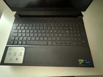 Herný notebook Dell G15 5530 - 4