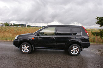 Nissan X-Trail 2.2 DDTi Luxury ESP - 4