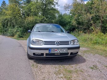 Volkswagen Golf - 4