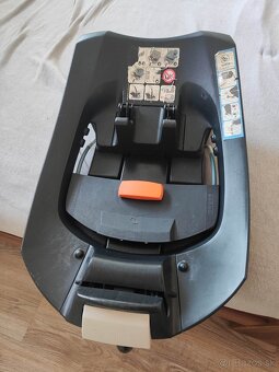 Predám autosedačku(vajíčko) CYBEX - 4