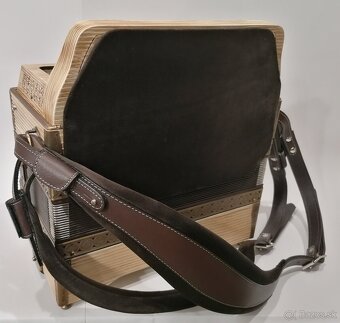 Heligónka Munda - 4