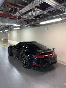 Porsche 911 Turbo S - 4