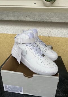 Nike Air Force 1 Mid '07 veľkosť 38 Neue Sneakers White - 4