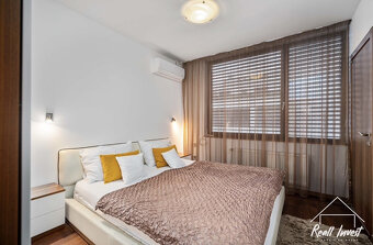 NA PREDAJ Výnimočný 2-izbový byt v Starom Meste - 4