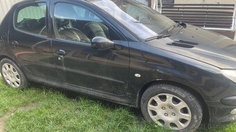 Predám Peugeot 206 - 4