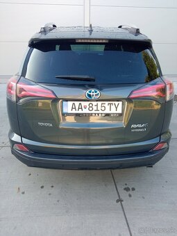 Toyota RAV4 Hybrid 2,5 145 Kw CVT 4x4 2018 s DPH - 4