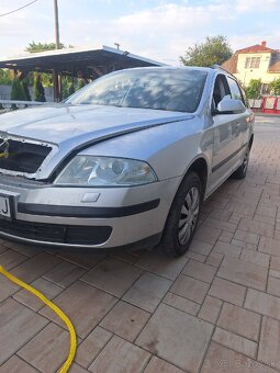 Škoda Octavia 1.9tdi 77kw 4x4 NA nahradne diely vcelku - 4