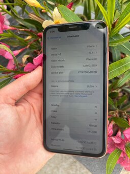 iPhone XR Coral 128 GB – zachovalý, s krytmi - 4