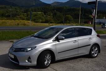 Toyota Auris 2.0 l D-4D DPF Active - 4
