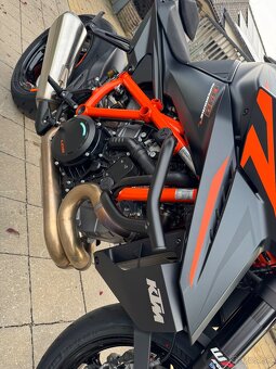 KTM 1390 Super Duke R EVO - zánovná iba 1.345 km - 4
