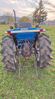 Malotraktor Iseki TU 240 landhope - 4