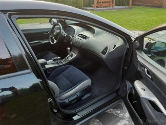 Honda Civic 2.2 CTDi 103kw  r. 2008 - 4
