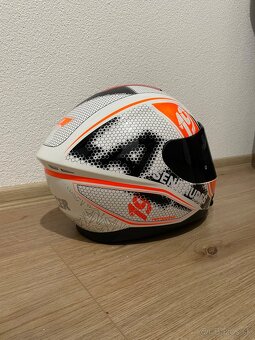 Predám helmu Lazer - 4