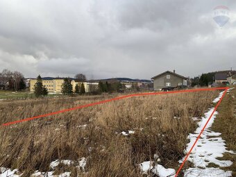 Pozemok č.8 na predaj - 401 m2 - Vrbov - 4