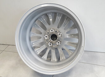 BMW 5 G30 18" Style 632 - 4