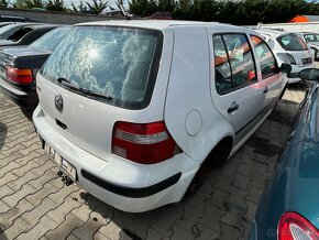Lacno rozpredám VW Golf IV 1997-2006 na náhradné diely - 4