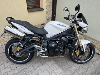 Triumph Street Triple 675 - 4