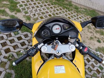 Suzuki sv650 - 4