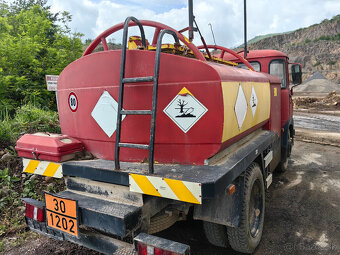 Avia A31 cisterna - 4