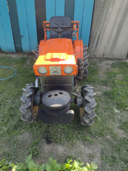KUBOTA B 6000 - 4