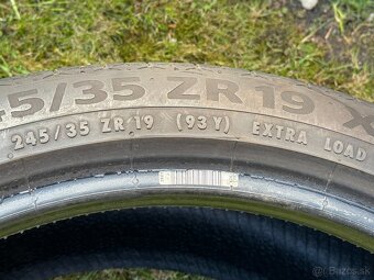 245/35 R19 - 4