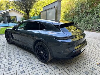 Porsche Taycan 4 Cross Turismo, Batery performance + - 4