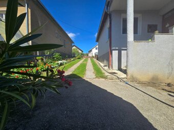 NA PREDAJ - 4 izbový Rodinný dom - 4