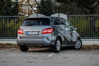 Mercedes-Benz B trieda 180 d / SVK / NELAKOVANÉ / FULL SERVI - 4