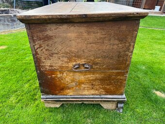 Stará drevená truhlica - 4