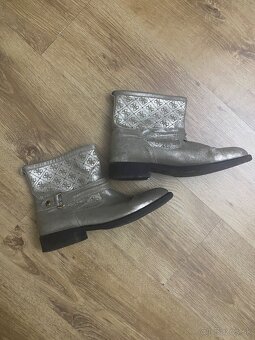 Guess kožene čižmy - 4