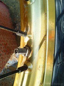 Predné koleso Yamaha XT600 - 4