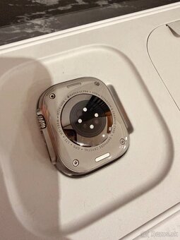 Apple Watch Ultra 2 - 4