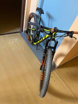 Predám SCOTT spark 9000 top model carbon - 4