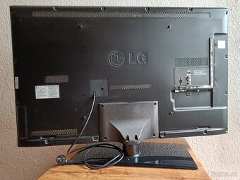 Televízor LG - LED LCD - 4