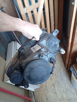 PREDNÉ SVETLOMETY VW PASSAT B6 2005-2010 - 4