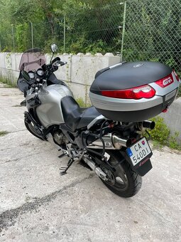 Honda Varadero 1000XL - 4
