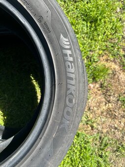 Hankook 215/55R17 - 4