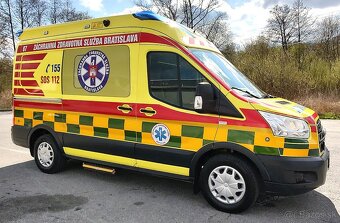 Ford Transit 2,0 TDCi 4X4 L2H2 Sanitka - 4