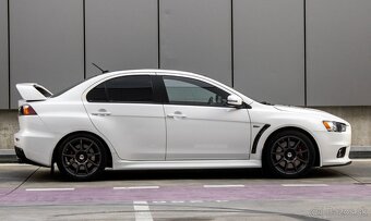 Mitsubishi Lancer EVO X 2.0 16V Turbo 4WD MIVEC GSR - 4