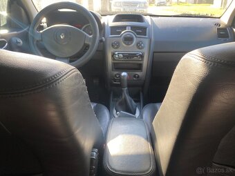 Renault Megane II - 4