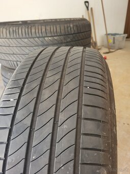 235/55 r18 - 4