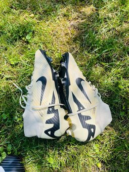 Kopačky Nike ZOOM SUPERFLY 40.5 - 4