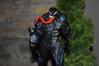 Figurka Venom - 4