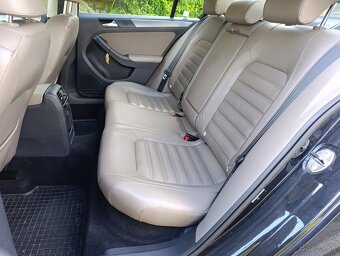 Volkswagen JETTA 1.6TDI Automat, 77kW Kožený interiér - 4