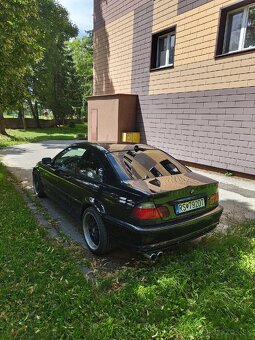 BMW E46 330ci coupé - 4