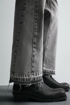 Zara Flared Jeans - 4