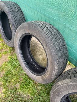 Predám zimné pneu 185/60 R15 - 4