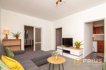 PRENÁJOM - 3 IZBOVÝ BYT SO ZARIADENÍM, ONDREJOVOVA ul. - 4