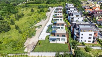 SKOLAUDOVANÉ Predaj vily v projekte "Račianska perla" BA - 4