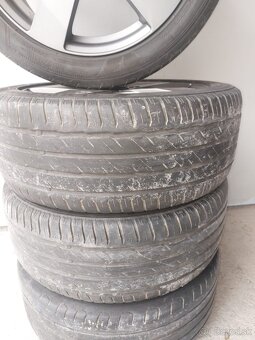 Dezent 5x112 225/45R17 - 4